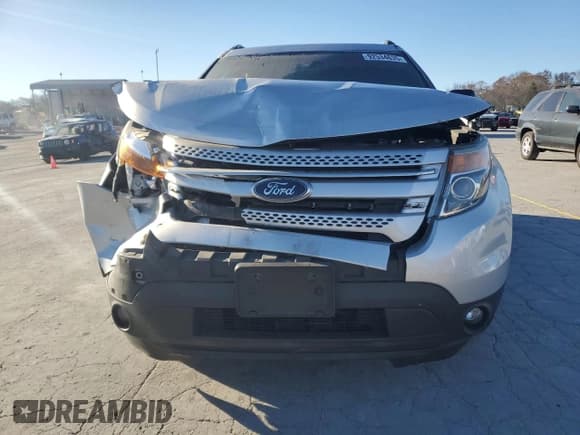 ✅ 2014 Ford Explorer XLT • VIN: 1FM5K8D8XEGB41845 • Lot: 92534635. Wystawiony na Copart z przebiegiem 203 942 mil. Bezpłatny archiwum sprzedaży aukcyjnych z USA i szczegółowy raport historii pojazdu na DreamBid. Zdjęcie 5.