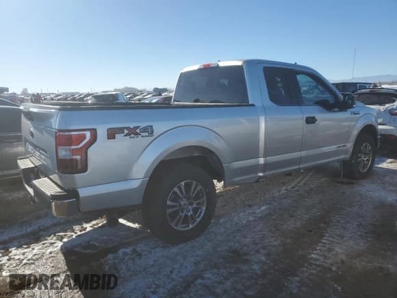 ✅ 2019 Ford F-150 • VIN: 1FTEX1E17KFA24160 • Lot: 41661705. Wystawiony na Copart z przebiegiem 171 555 mil. Bezpłatny archiwum sprzedaży aukcyjnych z USA i szczegółowy raport historii pojazdu na DreamBid. Zdjęcie 3.