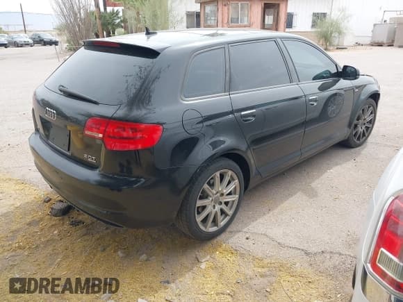 ✅ 2011 Audi A3 Premium Plus • VIN: WAUMFAFM4BA163177 • Лот: 42375034. Опубликован ранее на IAAI с пробегом 96 430 миль. Бесплатный доступ к архиву аукционных продаж из США и подробный отчёт об истории автомобиля на DreamBid. Изображение 4.