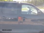 ✅ 2011 Chevrolet Suburban LT • VIN: 1GNSCJE05BR215667 • Lot: 42542649. Wystawiony na IAAI z przebiegiem 136 902 mil. Bezpłatny archiwum sprzedaży aukcyjnych z USA i szczegółowy raport historii pojazdu na DreamBid. Zdjęcie 14.