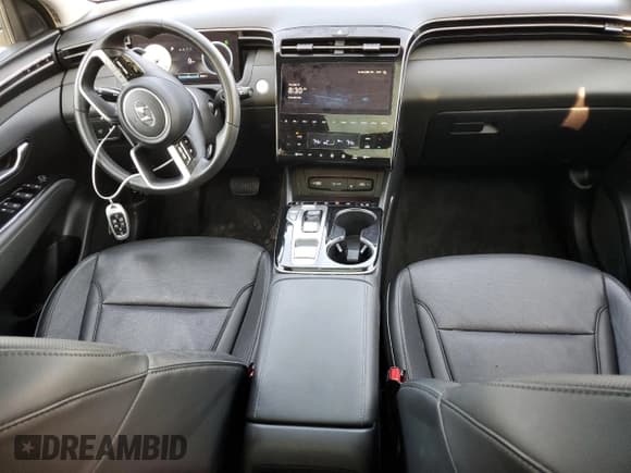 ✅ 2022 Hyundai Tucson Limited • VIN: 5NMJECAE6NH094507 • Lot: 71644784. Wystawiony na Copart z przebiegiem 31 835 mil. Bezpłatny archiwum sprzedaży aukcyjnych z USA i szczegółowy raport historii pojazdu na DreamBid. Zdjęcie 8.