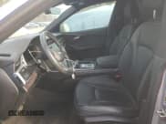 ✅ 2019 Audi Q8 Premium • VIN: WA1AVAF1XKD017065 • Lot: 37244513. Wystawiony na Copart z przebiegiem 54 174 mil. Bezpłatny archiwum sprzedaży aukcyjnych z USA i szczegółowy raport historii pojazdu na DreamBid. Zdjęcie 7.