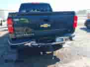 2018 Chevrolet Silverado 1500 LT z VIN 3GCUKREC4JG292008, wystawiony jako IAAI lot #43370209 z przebiegiem 96 545 mil mil oraz . Historia ofert i sprzedaży dostępna na DreamBid. Obrazek 6.