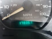 ✅ 2002 Chevrolet S-10 LS • VIN: 1GCCS145828255597 • Лот: 80866234. Опубликован ранее на Copart с пробегом 178 361 миль. Бесплатный доступ к архиву аукционных продаж из США и подробный отчёт об истории автомобиля на DreamBid. Изображение 9.