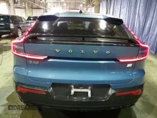 ✅ 2023 Volvo C40 Plus • VIN: YV4ED3GL8P2065413 • Лот: 41132434. Опубликован ранее на Copart с пробегом 32 209 миль. Бесплатный доступ к архиву аукционных продаж из США и подробный отчёт об истории автомобиля на DreamBid. Изображение 6.