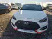 2020 Hyundai Veloster z VIN KMHT36AH8LU004916, wystawiony jako Copart lot #77165514 z przebiegiem 22 464 mil mil oraz Szkoda całkowita • Salvage title. Historia ofert i sprzedaży dostępna na DreamBid. Obrazek 5.