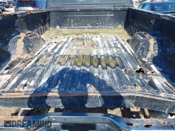 ✅ 2000 Ford F-350 XL • VIN: 1FTSF31FXYEB68772 • Лот: 43580505. Опубликован ранее на IAAI с пробегом 203 362 миль. Бесплатный доступ к архиву аукционных продаж из США и подробный отчёт об истории автомобиля на DreamBid. Изображение 8.