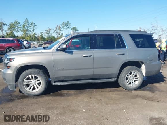 ✅ 2019 Chevrolet Tahoe LT • VIN: 1GNSCBKC2KR365482 • Lot: 43608683. Listed on IAAI with 88,665 mi. Free auction sales archive from the USA and detailed vehicle history report at DreamBid. Image 13.