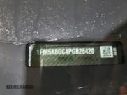 ✅ 2023 Ford Explorer ST • VIN: 1FM5K8GC4PGB25420 • Lot: 46258515. Wystawiony na Copart z przebiegiem 16 064 mil. Bezpłatny archiwum sprzedaży aukcyjnych z USA i szczegółowy raport historii pojazdu na DreamBid. Zdjęcie 14.