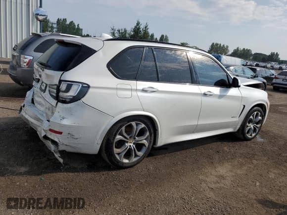 ✅ 2016 BMW X5 xDrive50i • VIN: 5UXKR6C53G0J81662 • Лот: 64218275. Опубликован ранее на Copart с пробегом Не указан. Бесплатный доступ к архиву аукционных продаж из США и подробный отчёт об истории автомобиля на DreamBid. Изображение 3.