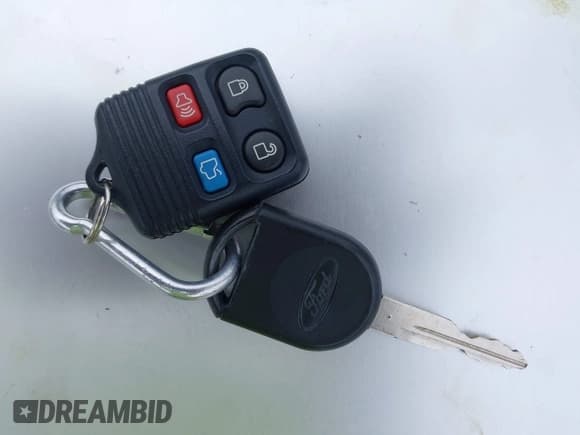 ✅ 2006 Ford Mustang Standard • VIN: 1ZVHT84N765220050 • Lot: 42231993. Listed on IAAI with 123,880 mi. Free auction sales archive from the USA and detailed vehicle history report at DreamBid. Image 11.