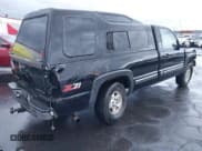 ✅ 2000 Chevrolet Silverado 1500 LS • VIN: 1GCEK14T1YZ106541 • Lot: 40835439. Listed on IAAI with 491,214 mi. Free auction sales archive from the USA and detailed vehicle history report at DreamBid. Image 4.