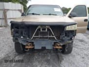 ✅ 2004 Chevrolet Silverado 1500 • VIN: 2GCEK19TX41141087 • Лот: 43495153. Опубликован ранее на IAAI с пробегом 215 113 миль. Бесплатный доступ к архиву аукционных продаж из США и подробный отчёт об истории автомобиля на DreamBid. Изображение 6.