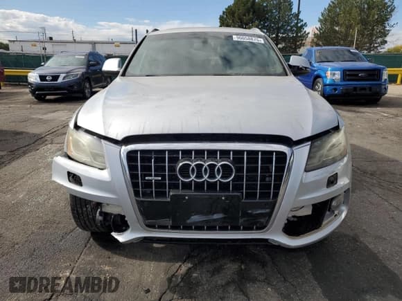 ✅ 2010 Audi Q5 Premium Plus • VIN: WA1MKAFP0AA037450 • Lot: 90058875. Listed on Copart with 267,909 mi. Free auction sales archive from the USA and detailed vehicle history report at DreamBid. Image 5.