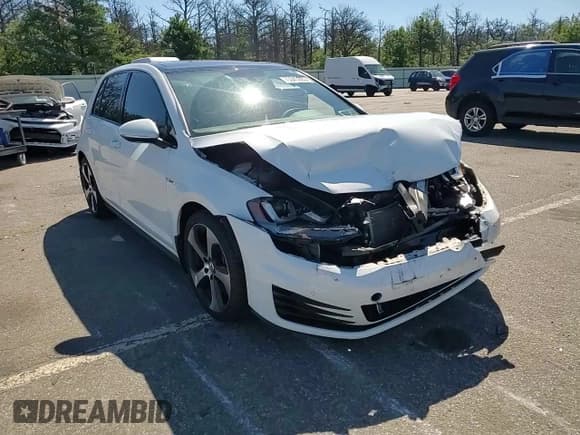✅ 2015 Volkswagen Golf GTI S • VIN: 3VW447AU9FM076884 • Lot: 70343885. Listed on Copart with 53,297 mi. Free auction sales archive from the USA and detailed vehicle history report at DreamBid. Image 13.