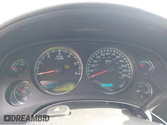 ✅ 2011 Chevrolet Suburban LTZ • VIN: 1GNSKKE31BR238186 • Lot: 43644029. Wystawiony na IAAI z przebiegiem 282 432 mil. Bezpłatny archiwum sprzedaży aukcyjnych z USA i szczegółowy raport historii pojazdu na DreamBid. Zdjęcie 7.