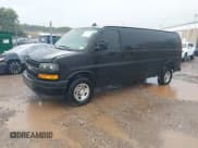 ✅ 2019 Chevrolet Express Cargo • VIN: 1GCWGBFPXK1228249 • Лот: 42830263. Опубликован ранее на IAAI с пробегом 304 812 миль. Бесплатный доступ к архиву аукционных продаж из США и подробный отчёт об истории автомобиля на DreamBid. Изображение 2.