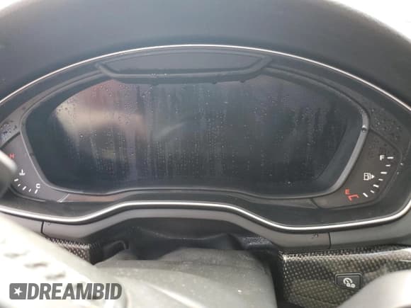 ✅ 2018 Audi S5 Premium Plus • VIN: WAUY4GF50JN002349 • Лот: 73889734. Опубликован ранее на Copart с пробегом Не указан. Бесплатный доступ к архиву аукционных продаж из США и подробный отчёт об истории автомобиля на DreamBid. Изображение 9.