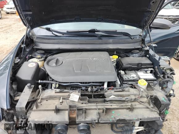 ✅ 2017 Jeep Cherokee L Plus Pkg • VIN: 1C4PJMBS2HW637062 • Lot: 69289805. Wystawiony na Copart z przebiegiem 128 694 mil. Bezpłatny archiwum sprzedaży aukcyjnych z USA i szczegółowy raport historii pojazdu na DreamBid. Zdjęcie 12.