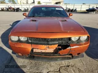 ✅ 2011 Dodge Challenger • VIN: 2B3CJ4DGXBH542229 • Lot: 79354844. Wystawiony na Copart z przebiegiem 202 736 mil. Bezpłatny archiwum sprzedaży aukcyjnych z USA i szczegółowy raport historii pojazdu na DreamBid. Zdjęcie 5.