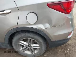 ✅ 2018 Hyundai Santa Fe 2.4L • VIN: 5NMZTDLB9JH078832 • Лот: 43147812. Опубликован ранее на IAAI с пробегом 122 368 миль. Бесплатный доступ к архиву аукционных продаж из США и подробный отчёт об истории автомобиля на DreamBid. Изображение 6.