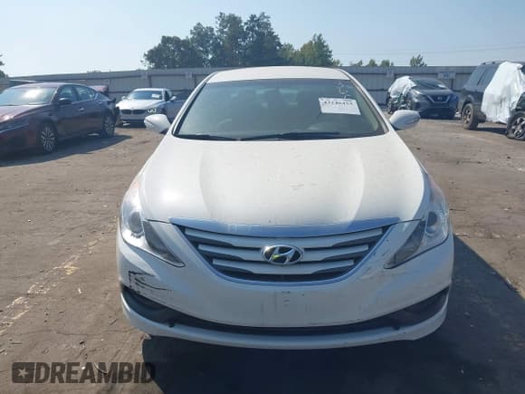 ✅ 2014 Hyundai Sonata GLS • VIN: 5NPEB4AC9EH903659 • Lot: 43246453. Wystawiony na IAAI z przebiegiem 87 811 mil. Bezpłatny archiwum sprzedaży aukcyjnych z USA i szczegółowy raport historii pojazdu na DreamBid. Zdjęcie 12.