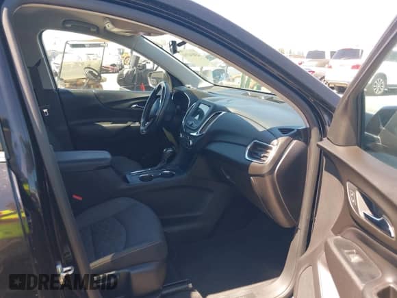 2019 Chevrolet Equinox LT с VIN 3GNAXLEX9KL270073, выставлен на аукционе IAAI как лот 43034714 с пробегом 41 359 миль миль и . История ставок и продаж доступна на DreamBid. Изображение 5.