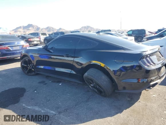 ✅ 2021 Ford Mustang EcoBoost • VIN: 1FA6P8TH7M5147307 • Lot: 52804965. Wystawiony na Copart z przebiegiem 22 930 mil. Bezpłatny archiwum sprzedaży aukcyjnych z USA i szczegółowy raport historii pojazdu na DreamBid. Zdjęcie 2.