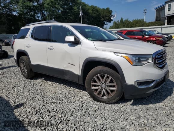 ✅ 2018 GMC Acadia SLE • VIN: 1GKKNSLS5JZ122180 • Lot: 68185695. Wystawiony na Copart z przebiegiem 178 530 mil. Bezpłatny archiwum sprzedaży aukcyjnych z USA i szczegółowy raport historii pojazdu na DreamBid. Zdjęcie 4.