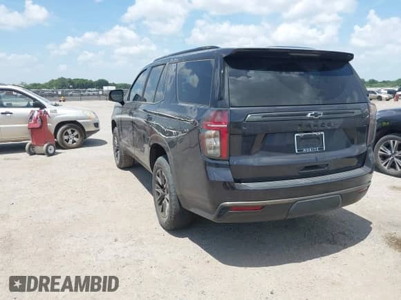 2022 Chevrolet Tahoe Z71 z VIN 1GNSKPKD6NR294347, wystawiony jako IAAI lot #42567385 z przebiegiem 29 344 mil mil oraz . Historia ofert i sprzedaży dostępna na DreamBid. Obrazek 3.