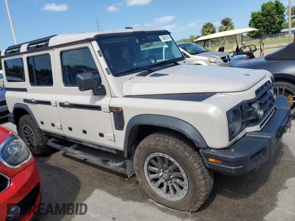 ✅ 2024 Ineos Grenadier • VIN: SC6GM1CAXRF006624 • Lot: 74881374. Wystawiony na Copart z przebiegiem Nie podano. Bezpłatny archiwum sprzedaży aukcyjnych z USA i szczegółowy raport historii pojazdu na DreamBid. Zdjęcie 4.