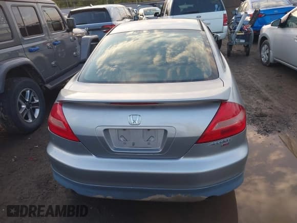 ✅ 2003 Honda Accord EX • VIN: 1HGCM81683A019589 • Лот: 43477780. Опубликован ранее на IAAI с пробегом Не указан. Бесплатный доступ к архиву аукционных продаж из США и подробный отчёт об истории автомобиля на DreamBid. Изображение 16.