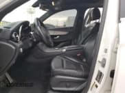 ✅ 2019 Mercedes-Benz GLC 300 • VIN: WDC0G4KBXKV141577 • Lot: 86278065. Wystawiony na Copart z przebiegiem 229 704 mil. Bezpłatny archiwum sprzedaży aukcyjnych z USA i szczegółowy raport historii pojazdu na DreamBid. Zdjęcie 7.