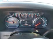 ✅ 2016 Chevrolet Suburban LS • VIN: 1GNSKGKC0GR277392 • Lot: 81545174. Wystawiony na Copart z przebiegiem 151 359 mil. Bezpłatny archiwum sprzedaży aukcyjnych z USA i szczegółowy raport historii pojazdu na DreamBid. Zdjęcie 9.