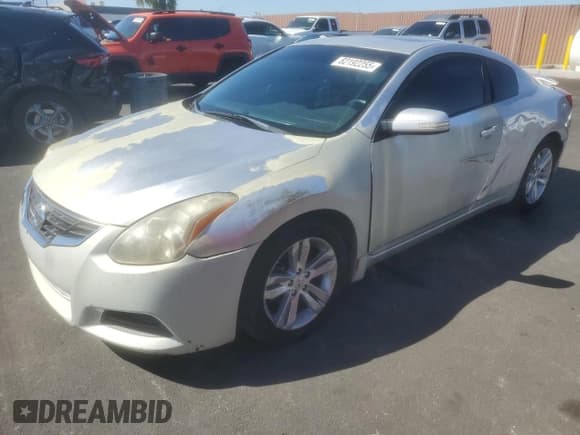 ✅ 2013 Nissan Altima S • VIN: 1N4AL2EP9DC283926 • Lot: 82192255. Wystawiony na Copart z przebiegiem 148 677 mil. Bezpłatny archiwum sprzedaży aukcyjnych z USA i szczegółowy raport historii pojazdu na DreamBid. Zdjęcie 1.