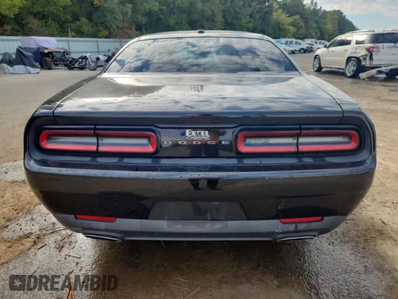 ✅ 2016 Dodge Challenger SXT Plus • VIN: 2C3CDZAG0GH171861 • Lot: 86714895. Wystawiony na Copart z przebiegiem 156 140 mil. Bezpłatny archiwum sprzedaży aukcyjnych z USA i szczegółowy raport historii pojazdu na DreamBid. Zdjęcie 6.