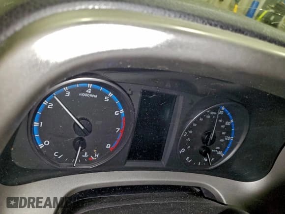 ✅ 2017 Toyota RAV4 LE • VIN: 2T3BFREV8HW618898 • Lot: 95419805. Listed on Copart with Not provided. Free auction sales archive from the USA and detailed vehicle history report at DreamBid. Image 9.