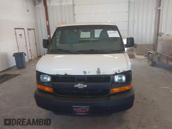 ✅ 2012 Chevrolet Express Cargo • VIN: 1GCWGFBA2C1155209 • Lot: 42559839. Listed on IAAI with 222,712 mi. Free auction sales archive from the USA and detailed vehicle history report at DreamBid. Image 6.