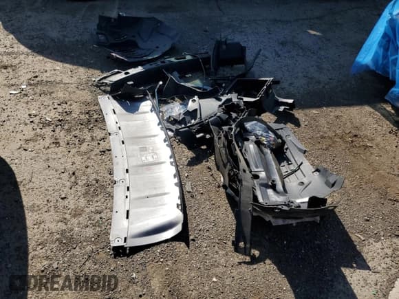 ✅ 2021 Land Rover Range Rover Sport HSE Silver Edition • VIN: SALWR2SU0MA778397 • Lot: 61005235. Listed on Copart with 59,548 mi. Free auction sales archive from the USA and detailed vehicle history report at DreamBid. Image 13.