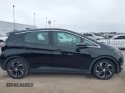 ✅ 2023 Chevrolet Bolt EV 2LT • VIN: 1G1FX6S02P4143467 • Lot: 41607322. Wystawiony na IAAI z przebiegiem 95 398 mil. Bezpłatny archiwum sprzedaży aukcyjnych z USA i szczegółowy raport historii pojazdu na DreamBid. Zdjęcie 13.