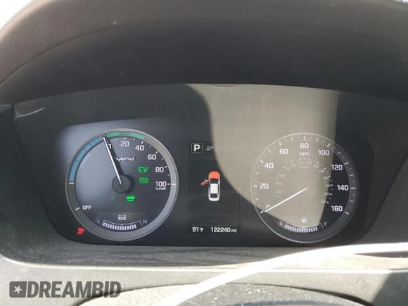 ✅ 2017 Hyundai Sonata SE • VIN: KMHE24L14HA055421 • Лот: 80409205. Опубликован ранее на Copart с пробегом 122 240 миль. Бесплатный доступ к архиву аукционных продаж из США и подробный отчёт об истории автомобиля на DreamBid. Изображение 9.