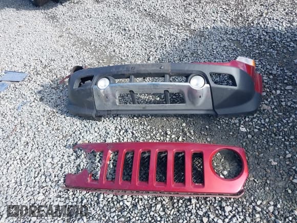 ✅ 2014 Jeep Patriot Latitude • VIN: 1C4NJRFB7ED588530 • Lot: 43483827. Listed on IAAI with 132,562 mi. Free auction sales archive from the USA and detailed vehicle history report at DreamBid. Image 12.