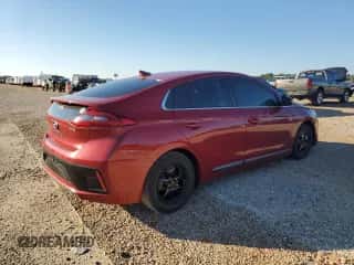 2019 Hyundai Ioniq SEL z VIN KMHC75LC3KU144547, wystawiony jako Copart lot #82053353 z przebiegiem 54 339 mil mil oraz . Historia ofert i sprzedaży dostępna na DreamBid. Obrazek 3.