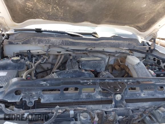 ✅ 2018 Chevrolet Silverado 2500HD Work Truck • VIN: 1GC2CUEG7JZ259899 • Lot: 42549205. Wystawiony na IAAI z przebiegiem 330 512 mil. Bezpłatny archiwum sprzedaży aukcyjnych z USA i szczegółowy raport historii pojazdu na DreamBid. Zdjęcie 9.