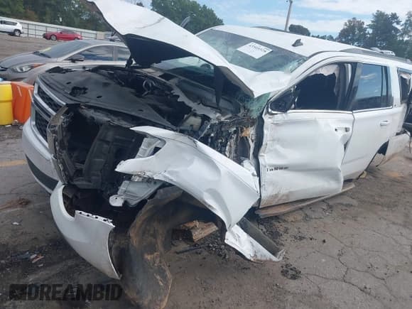 ✅ 2015 Chevrolet Tahoe LT • VIN: 1GNSCBKC2FR113740 • Lot: 43505528. Listed on IAAI with Not provided. Free auction sales archive from the USA and detailed vehicle history report at DreamBid. Image 6.