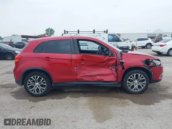 ✅ 2017 Mitsubishi Outlander ES • VIN: JA4AP3AU4HZ064711 • Lot: 42288493. Listed on IAAI with 63,301 mi. Free auction sales archive from the USA and detailed vehicle history report at DreamBid. Image 13.