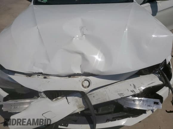 ✅ 2016 BMW 3 Series 320i xDrive • VIN: WBA8E5G56GNT41304 • Lot: 80869215. Listed on Copart with 125,671 mi. Free auction sales archive from the USA and detailed vehicle history report at DreamBid. Image 11.