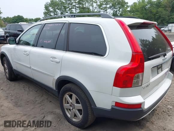 ✅ 2007 Volvo XC90 I6 • VIN: YV4CY982371370912 • Lot: 42905355. Listed on IAAI with 151,581 mi. Free auction sales archive from the USA and detailed vehicle history report at DreamBid. Image 3.