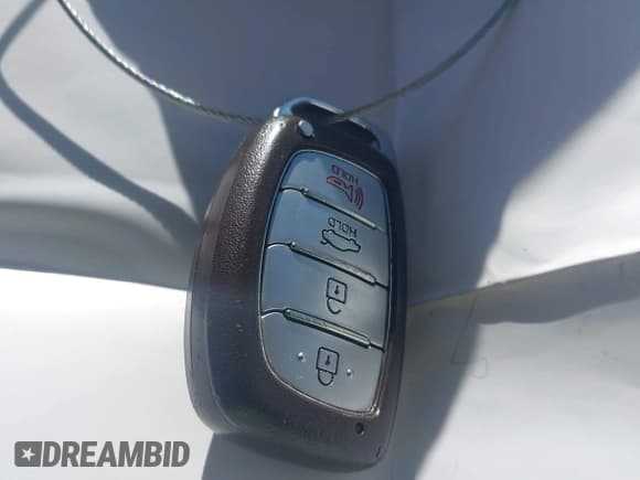 ✅ 2017 Hyundai Elantra SE • VIN: 5NPD84LF9HH009229 • Lot: 43509962. Listed on IAAI with 137,741 mi. Free auction sales archive from the USA and detailed vehicle history report at DreamBid. Image 11.