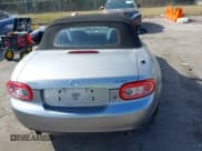 ✅ 2009 Mazda MX-5 Miata Touring • VIN: JM1NC25F290200946 • Lot: 41472353. Wystawiony na IAAI z przebiegiem 112 543 mil. Bezpłatny archiwum sprzedaży aukcyjnych z USA i szczegółowy raport historii pojazdu na DreamBid. Zdjęcie 16.